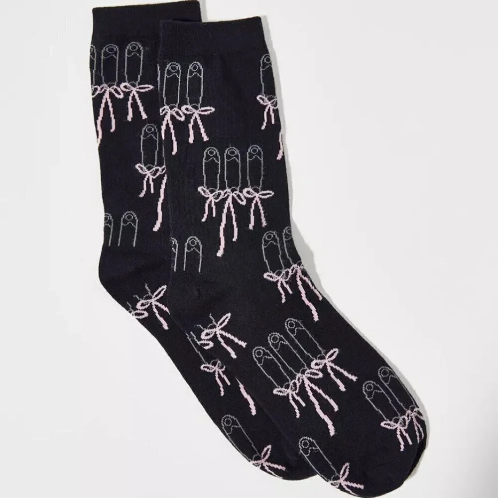 NWT Urban Outfitters Ballet Slipper Black Crew Socks